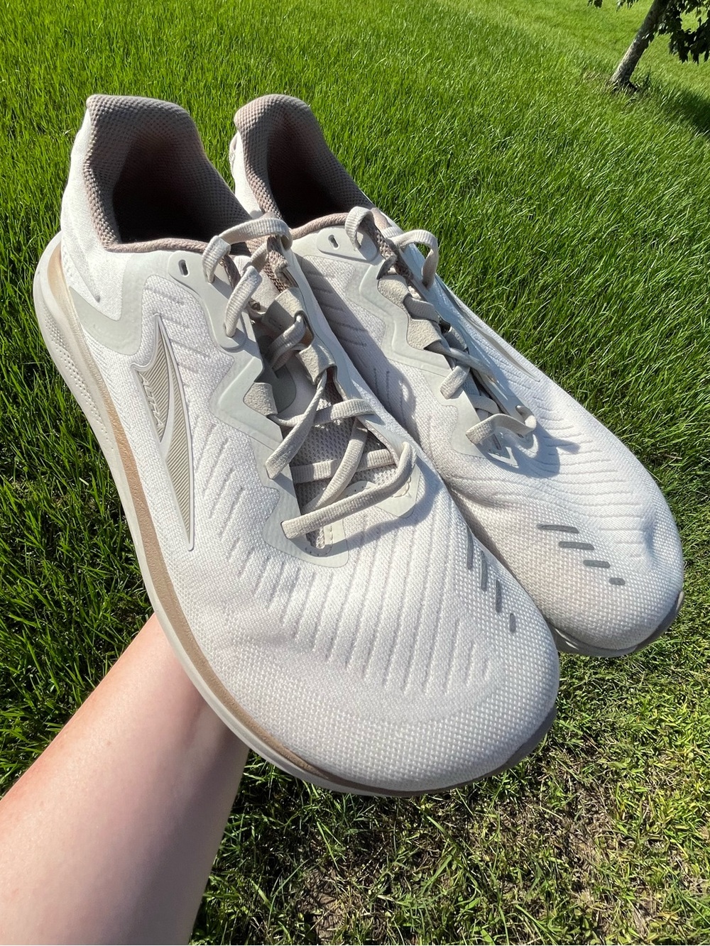 EUC Altra Mens Paradigm 8 Light Beige Road Running Shoes Size 12